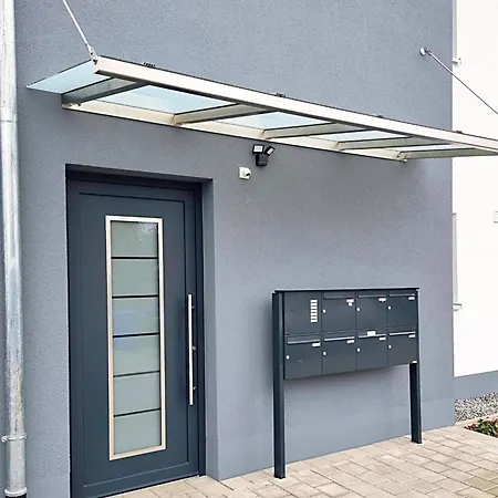 Apartamento Terassenwohnung In Ruhiger Lage Bei Zuerich Und Rheinfall